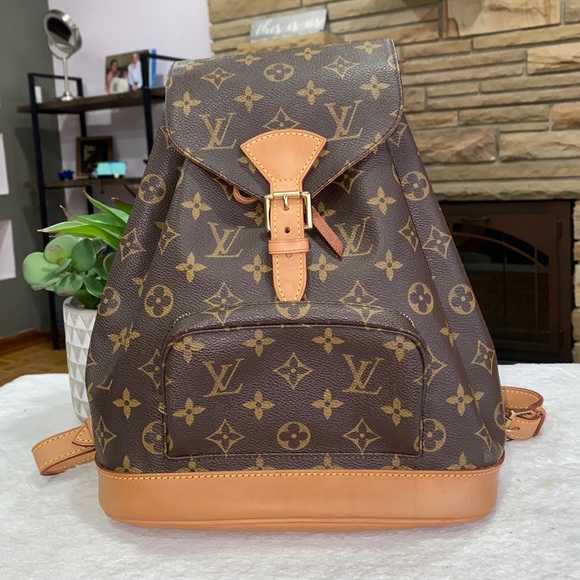 Louis Vuitton Handbags - ❤️authentic lv